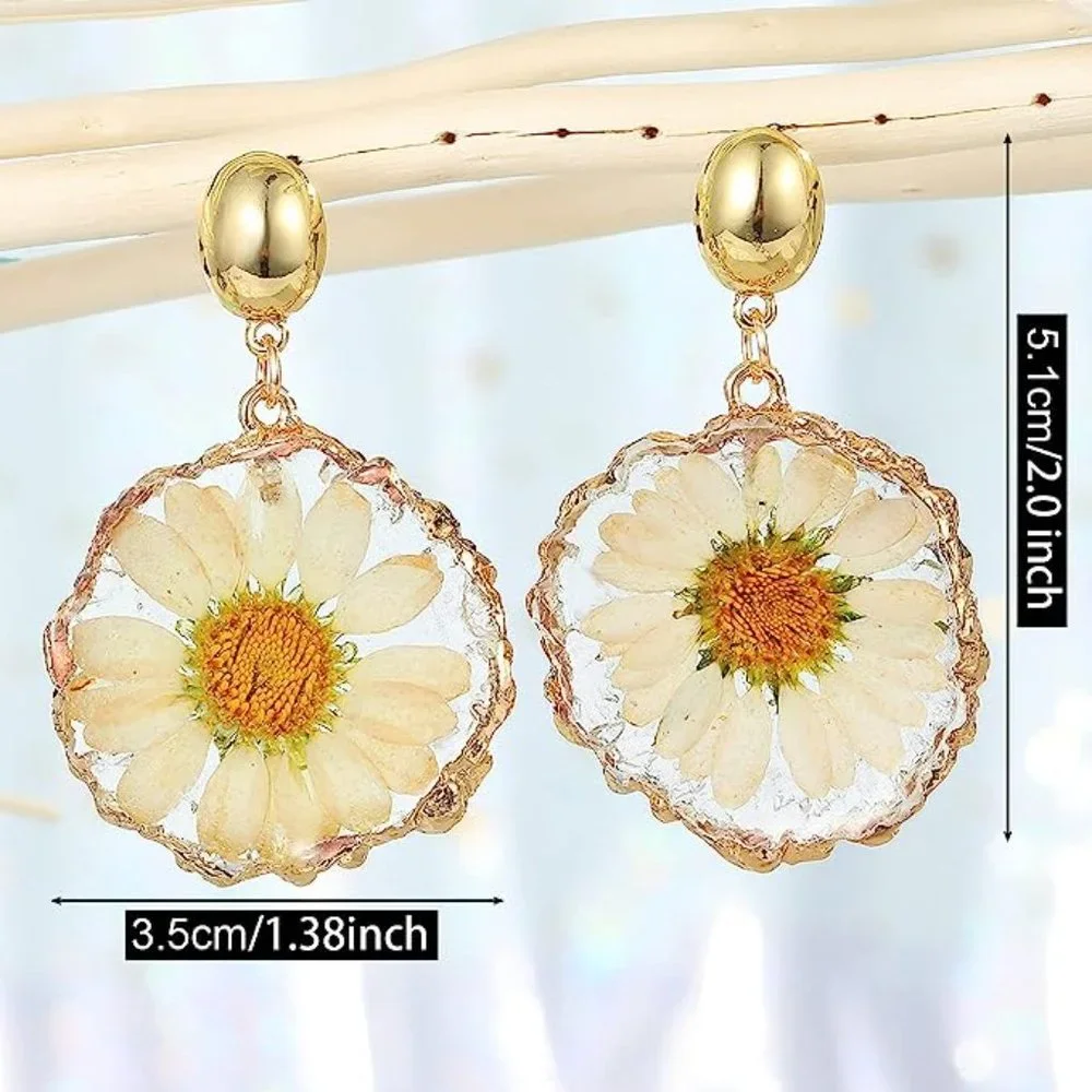 Real flowers 🌸 handmade Earrings - Picture 2 of 6